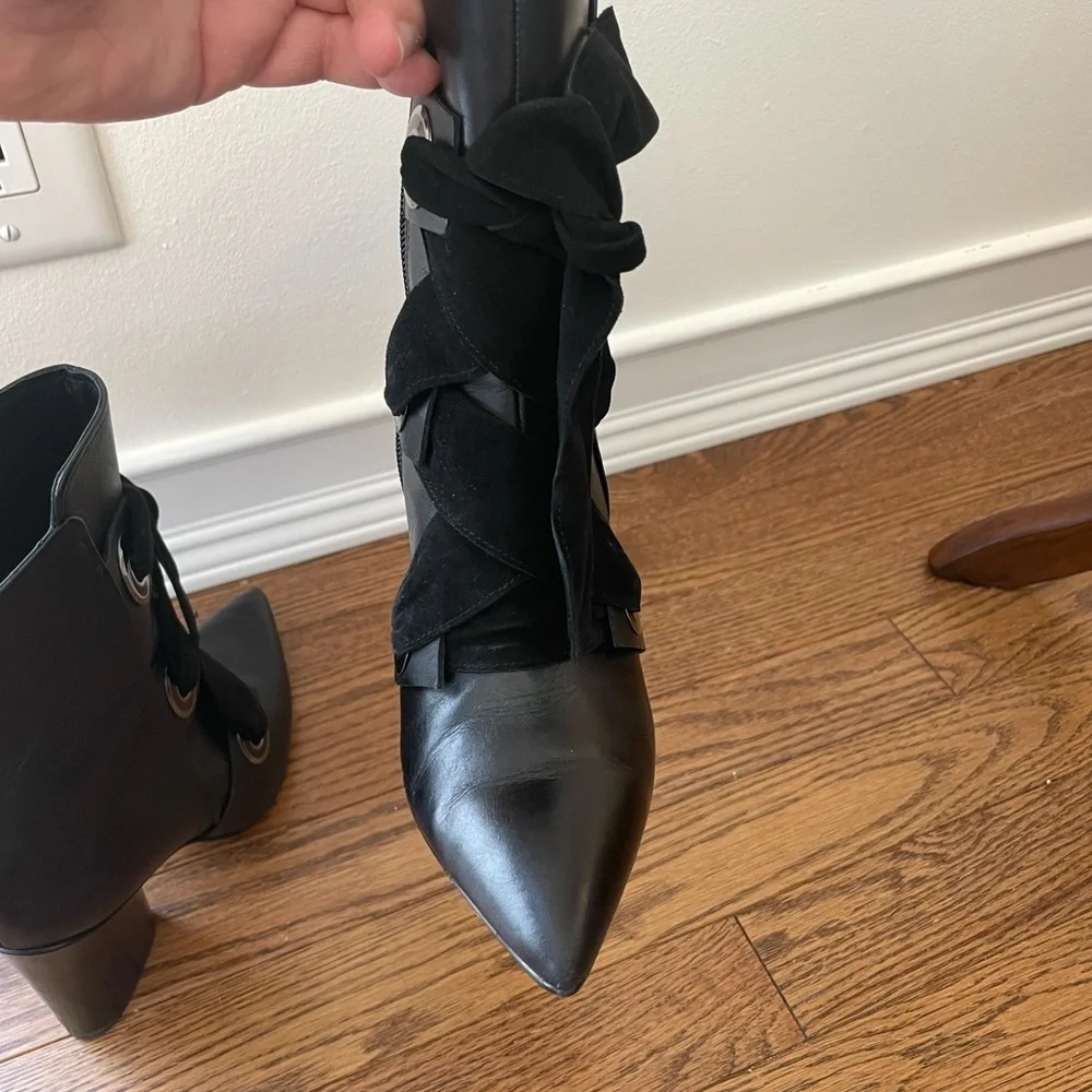 Donald J Pliner Witchy Whimsygoth Wednesday Addams Pointed Toe Victorian Boots